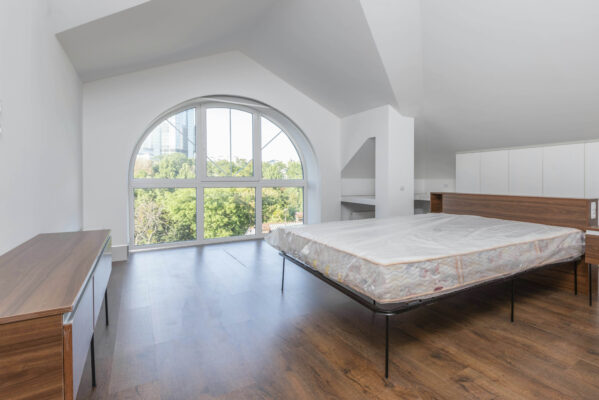 Нестандартні вікна (арочні, трапеції, трикутники)